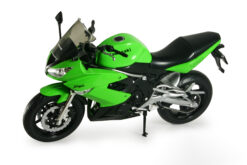 1:10 KAWASAKI 2009 NINJA 650R GREEN